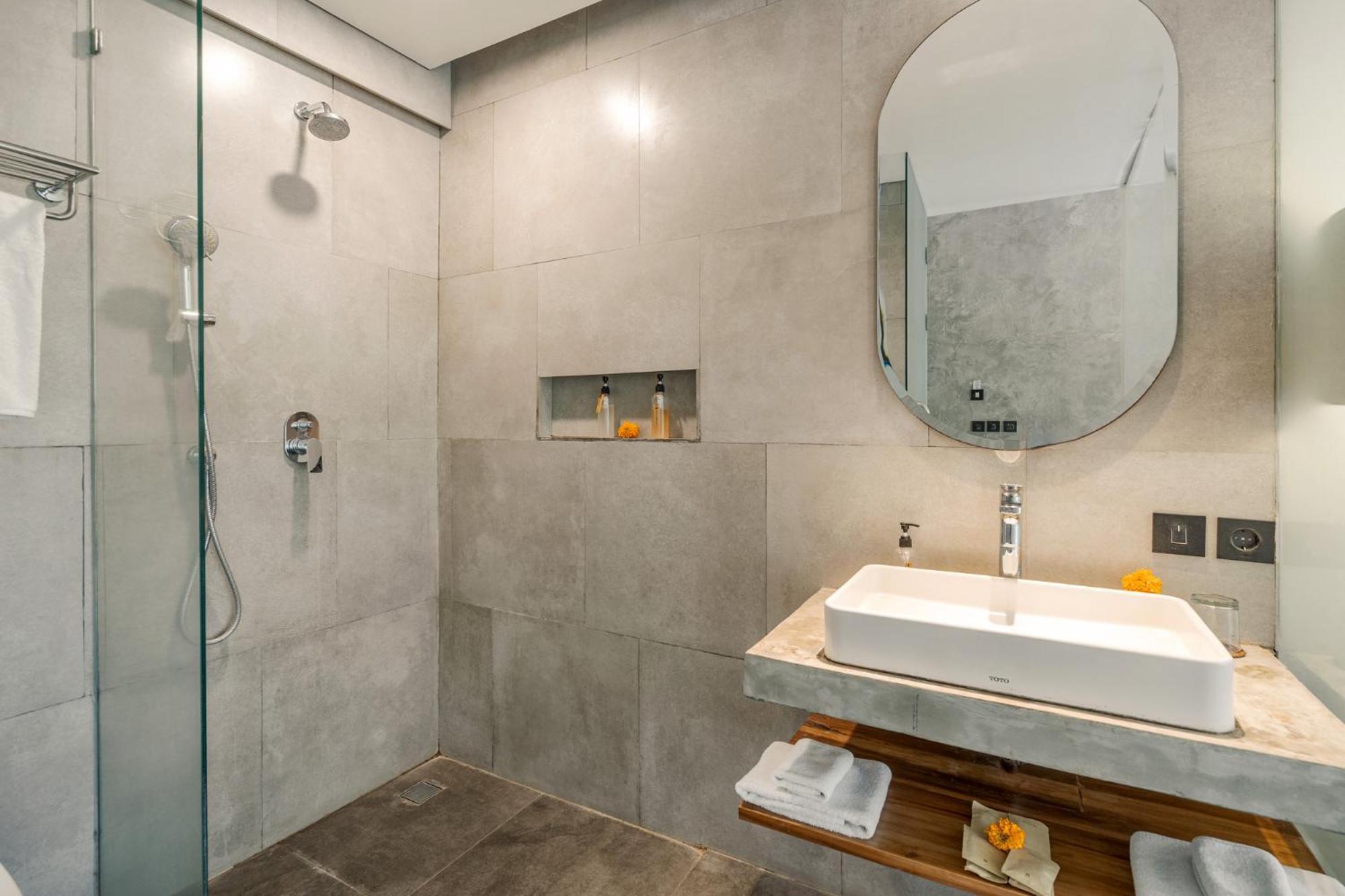 Kandarpa Chse Certified Resor 3*